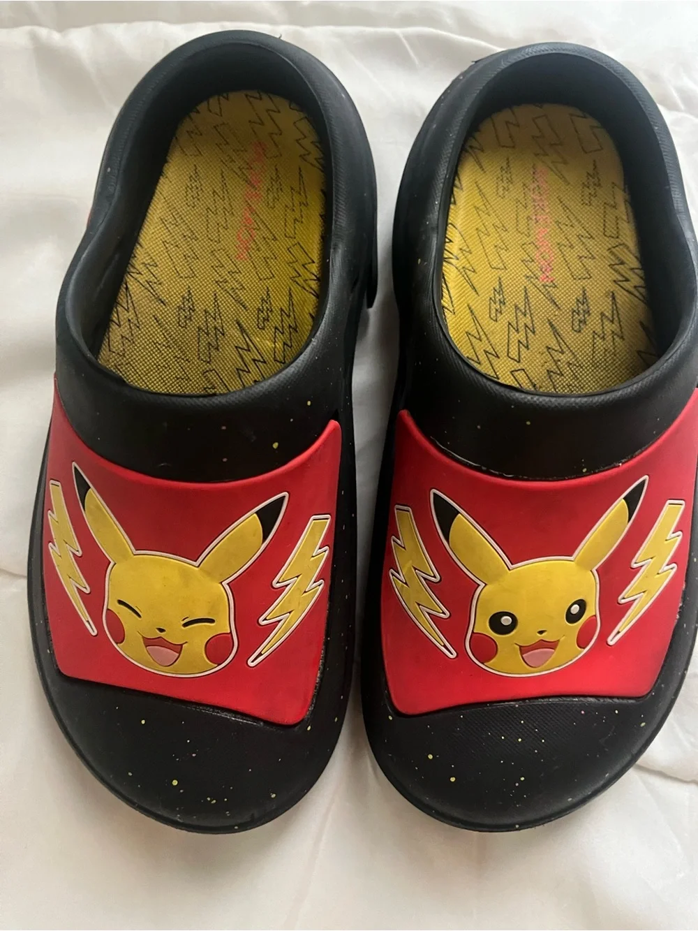 Kids Pikachu Lightning Slip-On Clogs - Black & Red